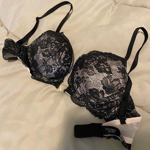 Victoria’s Secret Lace push up bra